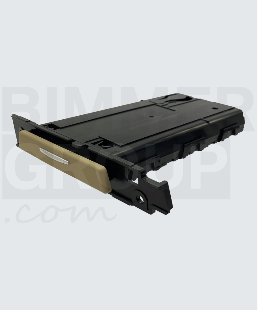 Keleivio pusės smėlio spalvos puodelio laikiklis BMW 3 serijai (E90/E91/E92/E93)